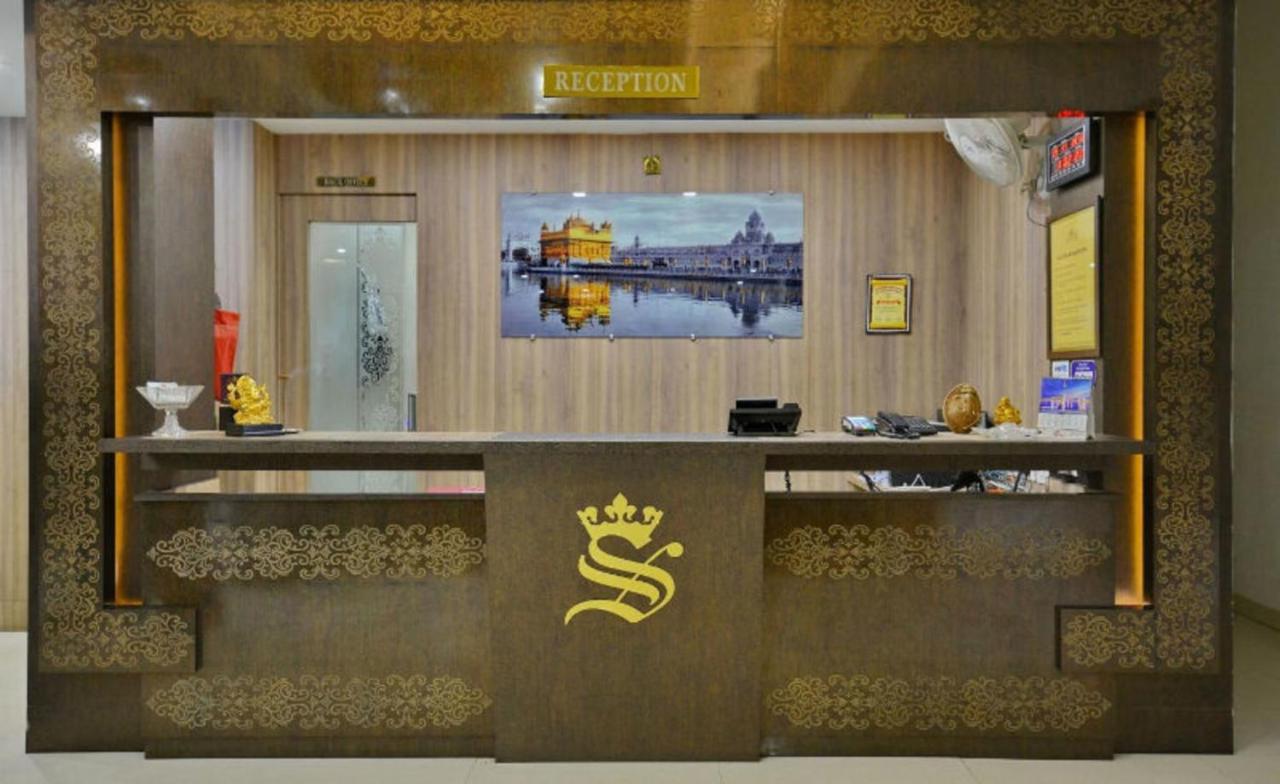 Hotel Samrat Jabalpur Eksteriør billede